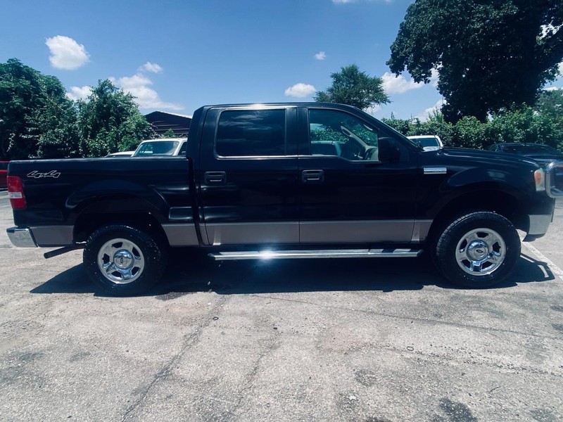 Ford F-150 Vehicle Full-screen Gallery Image 07