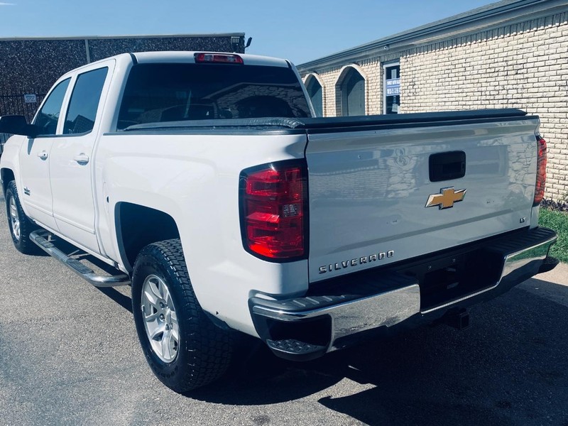 Chevrolet Silverado 1500 Vehicle Full-screen Gallery Image 03