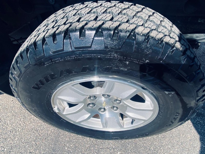 Chevrolet Silverado 1500 Vehicle Full-screen Gallery Image 27