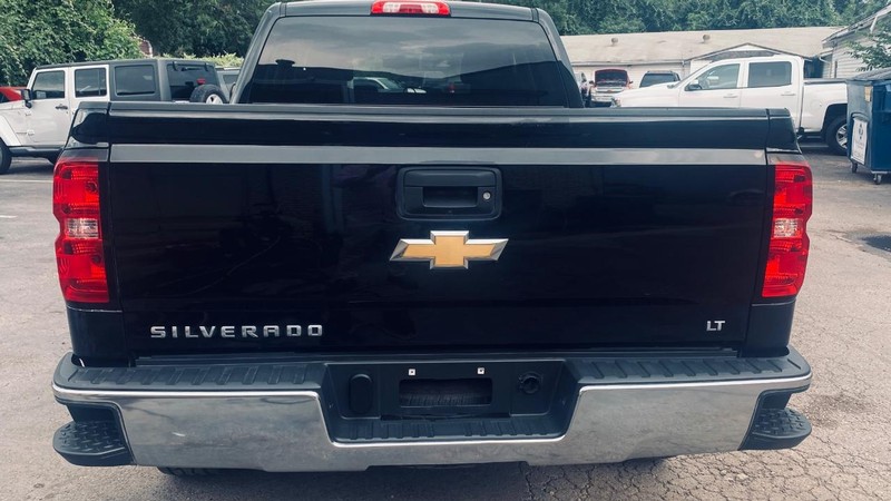 Chevrolet Silverado 1500 Vehicle Full-screen Gallery Image 04