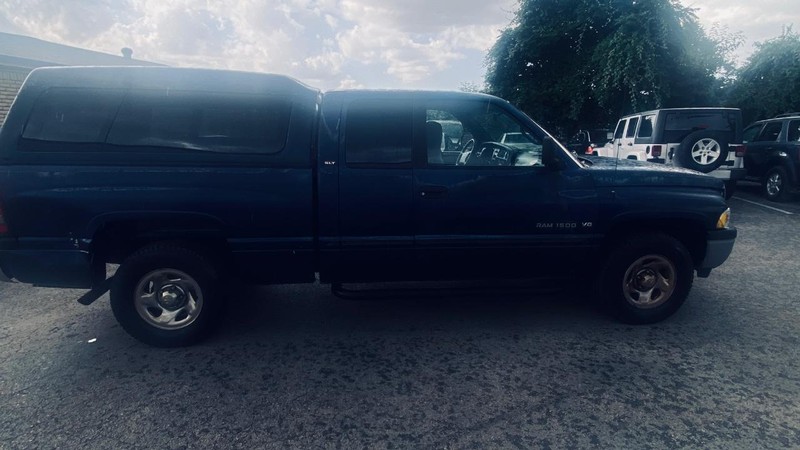 Dodge Ram 1500 Vehicle Full-screen Gallery Image 07