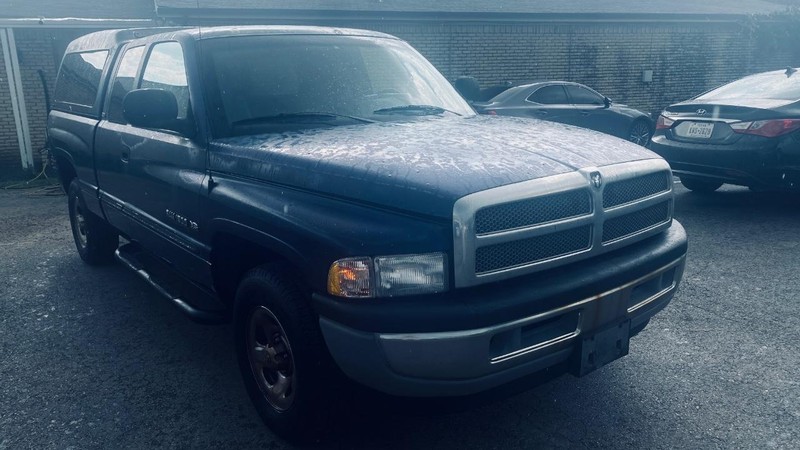 Dodge Ram 1500 Vehicle Full-screen Gallery Image 08