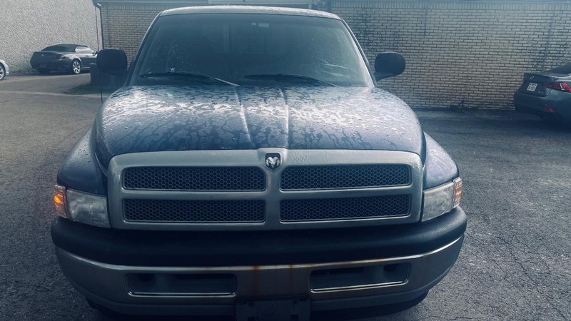 Dodge Ram 1500 Vehicle Full-screen Gallery Image 09