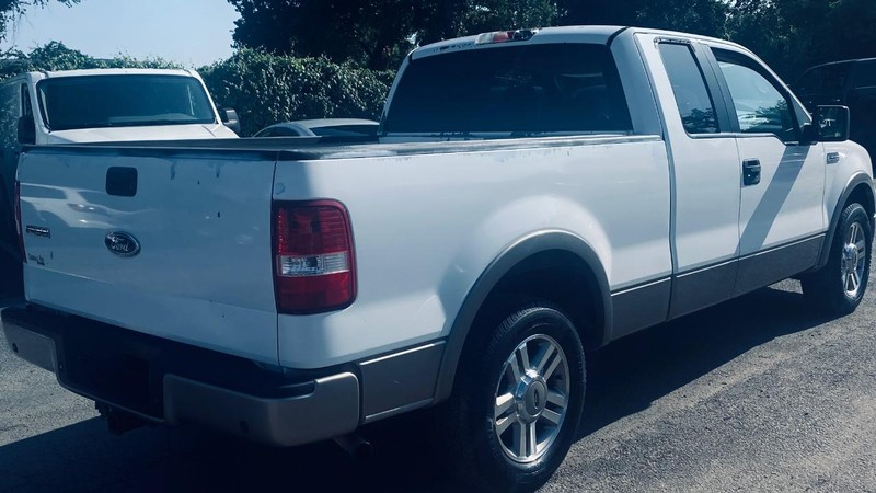 Ford F-150 Vehicle Full-screen Gallery Image 06