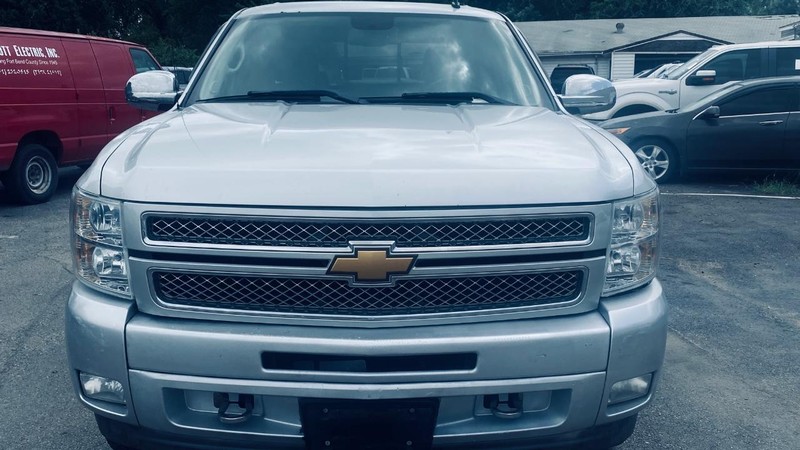 Chevrolet Silverado 1500 Vehicle Full-screen Gallery Image 08