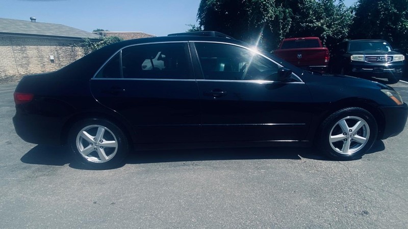 Honda Accord Sedan Vehicle Full-screen Gallery Image 07