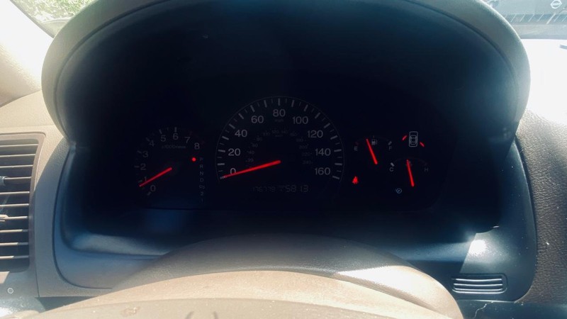 Honda Accord Sedan Vehicle Full-screen Gallery Image 25