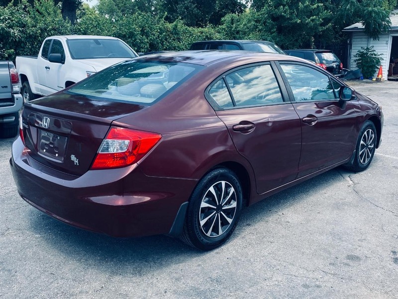 Honda Civic Sedan Vehicle Full-screen Gallery Image 08