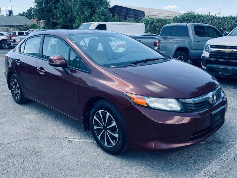 Honda Civic Sedan Vehicle Full-screen Gallery Image 13