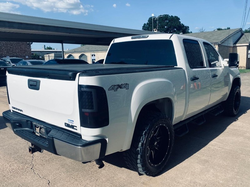 GMC Sierra 1500 Vehicle Full-screen Gallery Image 06