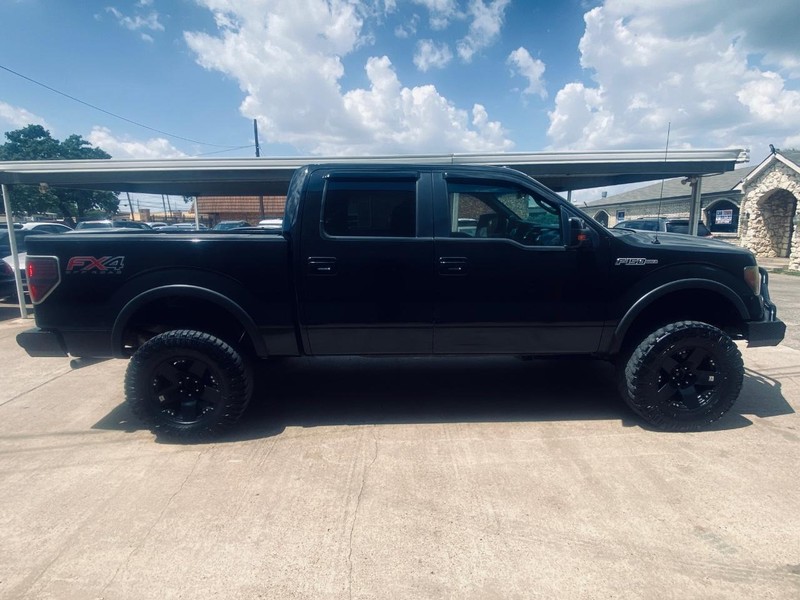 Ford F-150 Vehicle Full-screen Gallery Image 07