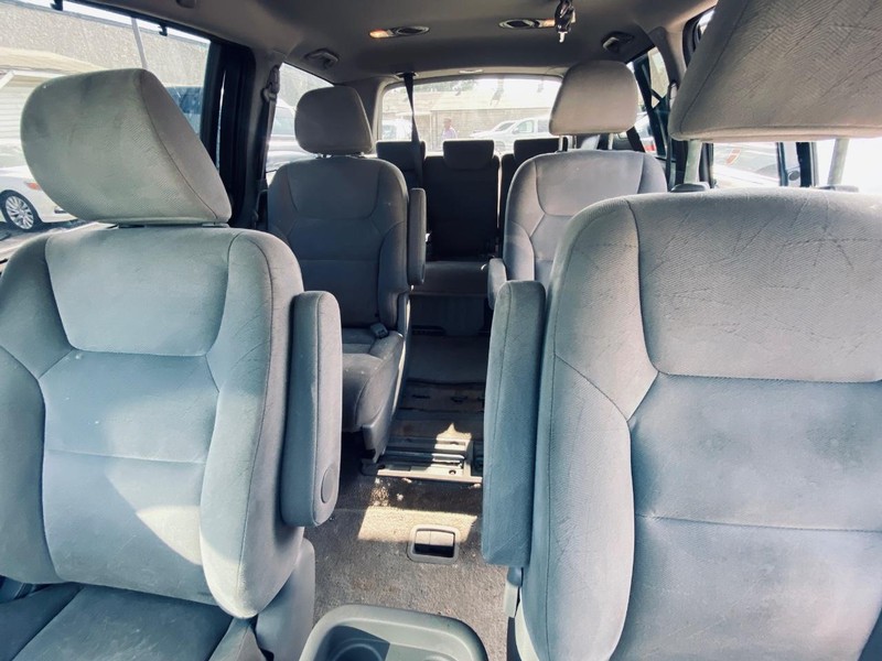 Honda Odyssey Vehicle Full-screen Gallery Image 14