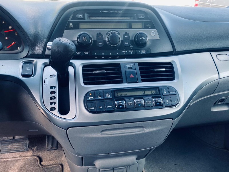 Honda Odyssey Vehicle Full-screen Gallery Image 18