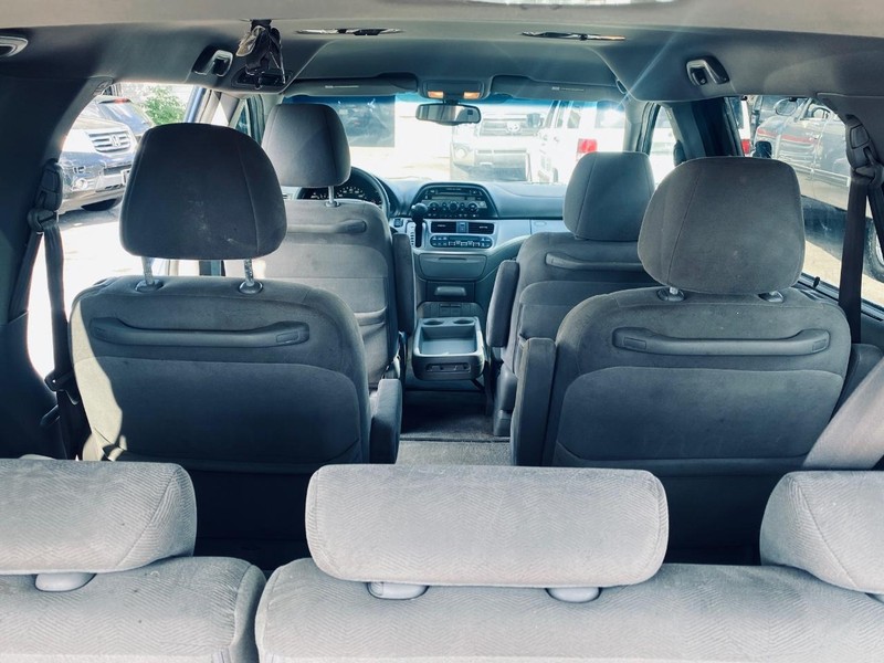 Honda Odyssey Vehicle Full-screen Gallery Image 21