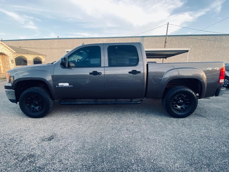 GMC Sierra 1500 Vehicle Full-screen Gallery Image 02