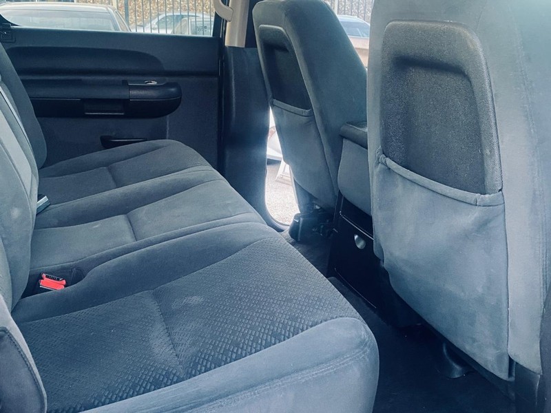 GMC Sierra 1500 Vehicle Full-screen Gallery Image 17
