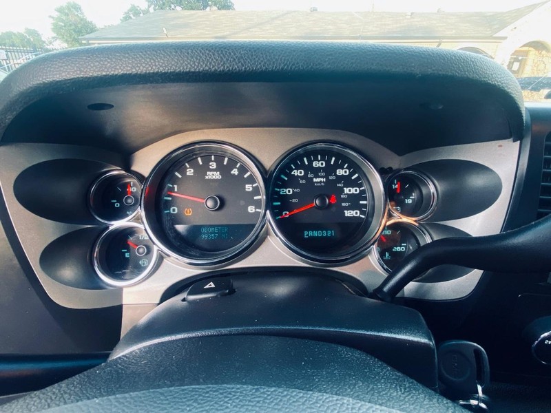GMC Sierra 1500 Vehicle Full-screen Gallery Image 23