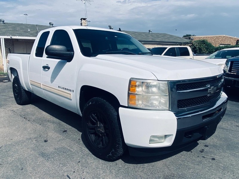Chevrolet Silverado 1500 Vehicle Full-screen Gallery Image 08