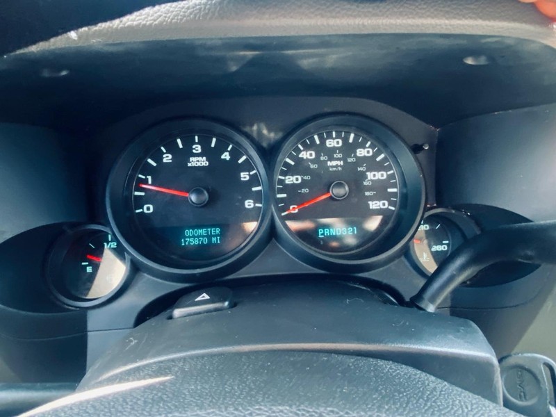 GMC Sierra 1500 Vehicle Full-screen Gallery Image 26