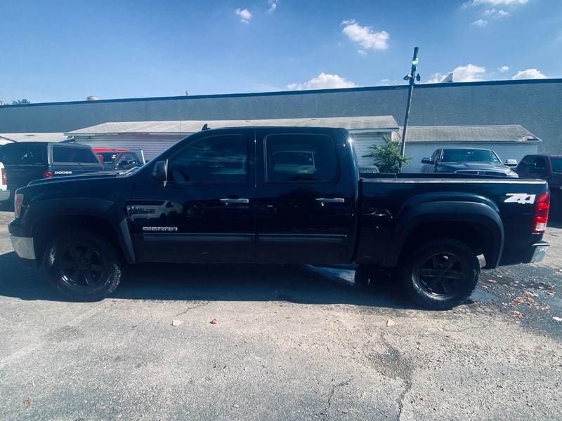 GMC Sierra 1500 Vehicle Full-screen Gallery Image 02