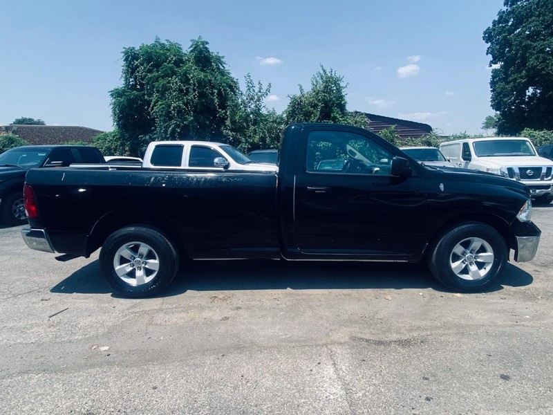 Ram 1500 Vehicle Full-screen Gallery Image 07
