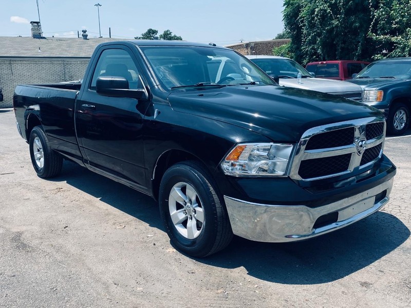 Ram 1500 Vehicle Full-screen Gallery Image 08