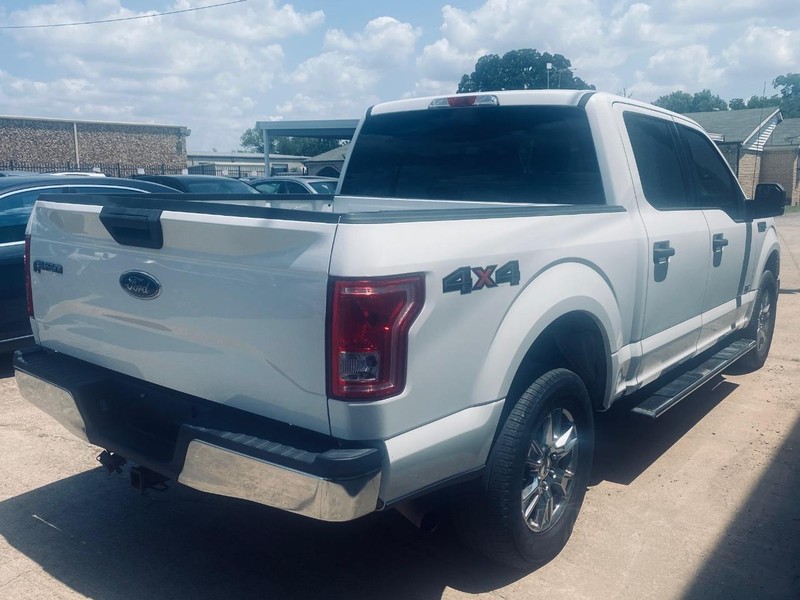 Ford F-150 Vehicle Full-screen Gallery Image 06