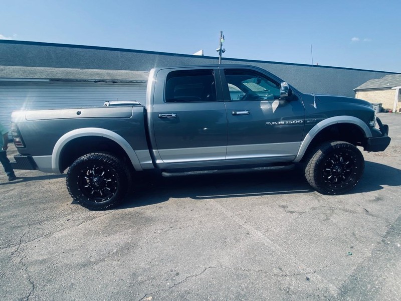 Ram 1500 Vehicle Full-screen Gallery Image 07