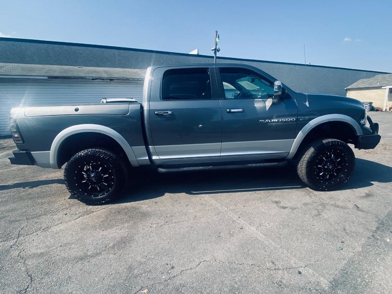 Ram 1500 Vehicle Full-screen Gallery Image 08