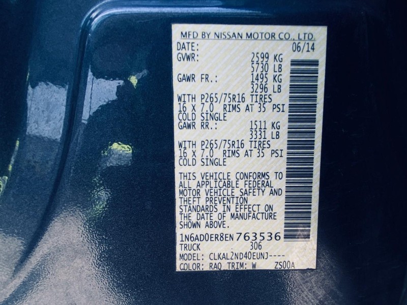 Nissan Frontier Vehicle Full-screen Gallery Image 24