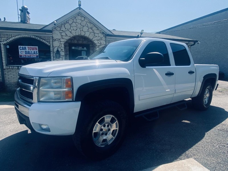 Chevrolet Silverado 1500 Vehicle Full-screen Gallery Image 11