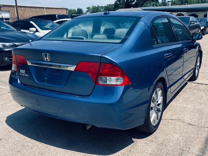 Honda Civic Sedan Vehicle Full-screen Gallery Image 06