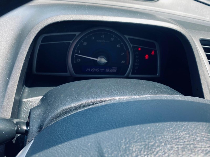 Honda Civic Sedan Vehicle Full-screen Gallery Image 22