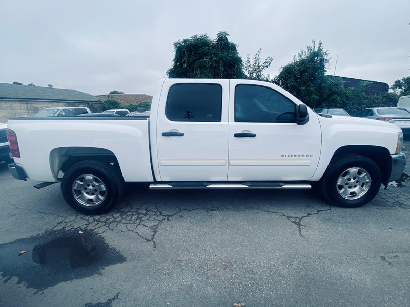 Chevrolet Silverado 1500 Vehicle Full-screen Gallery Image 07