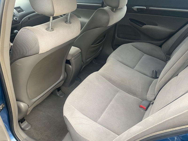Honda Civic Sedan Vehicle Full-screen Gallery Image 16