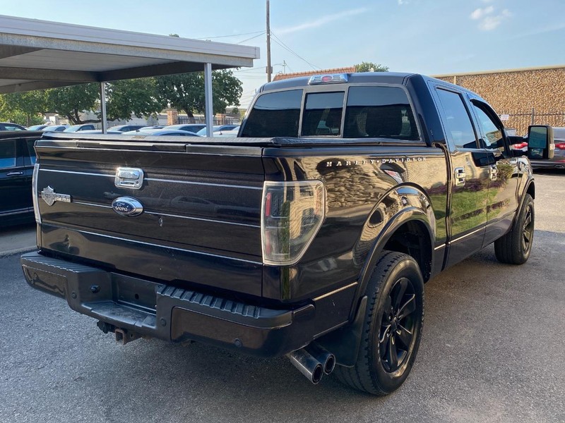 Ford F-150 Vehicle Full-screen Gallery Image 06