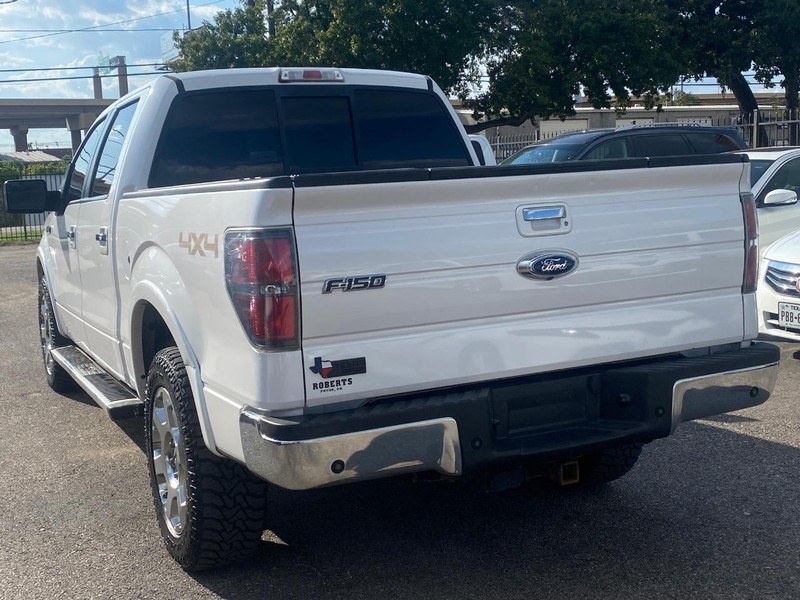 Ford F-150 Vehicle Full-screen Gallery Image 02