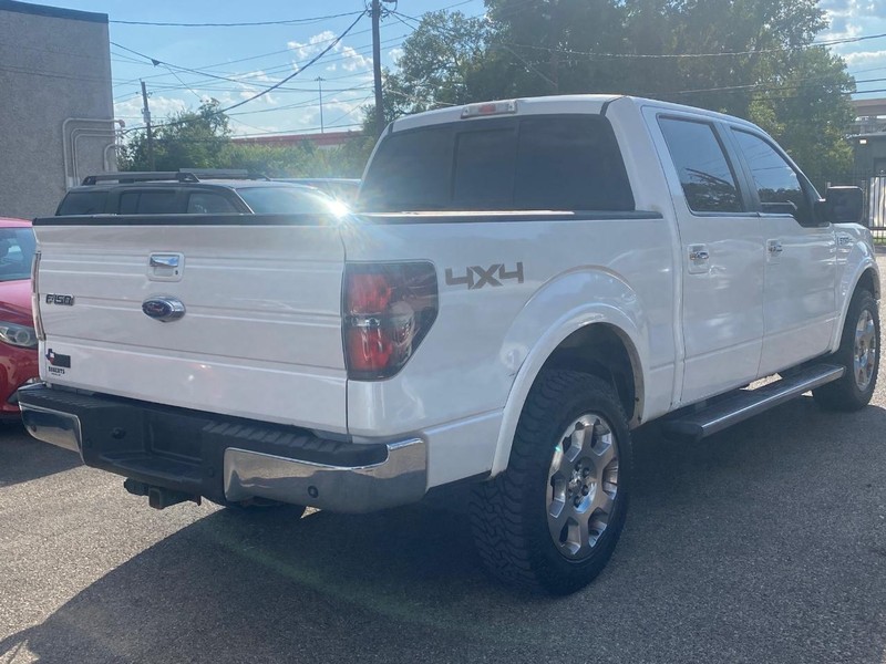 Ford F-150 Vehicle Full-screen Gallery Image 03