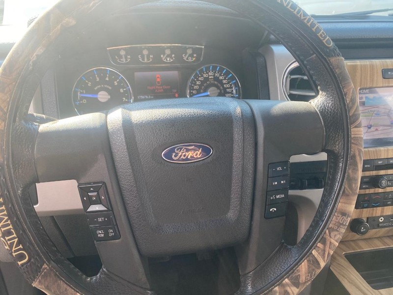Ford F-150 Vehicle Full-screen Gallery Image 22