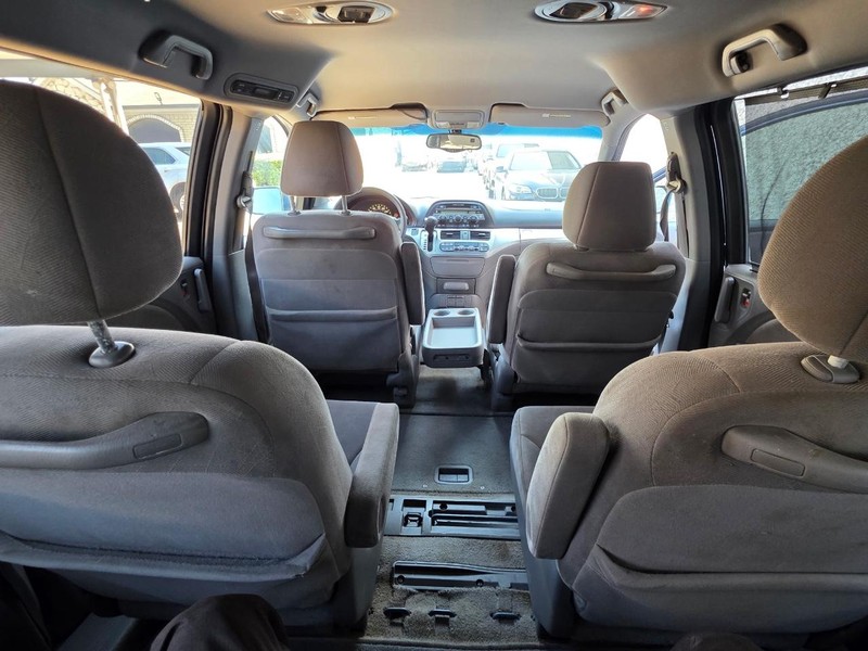Honda Odyssey Vehicle Full-screen Gallery Image 09