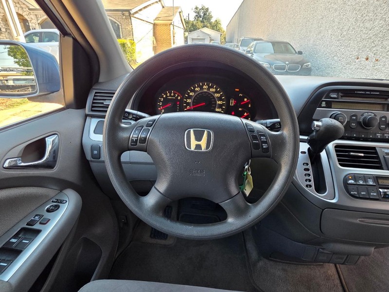 Honda Odyssey Vehicle Full-screen Gallery Image 13