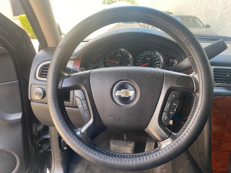 Chevrolet Avalanche Vehicle Full-screen Gallery Image 13