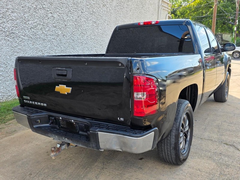 Chevrolet Silverado 1500 Vehicle Full-screen Gallery Image 03