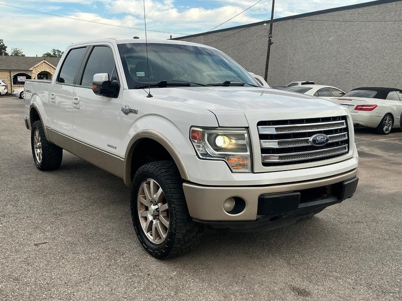 Ford F-150 Vehicle Full-screen Gallery Image 04