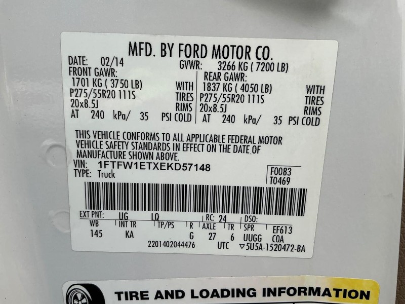 Ford F-150 Vehicle Full-screen Gallery Image 24