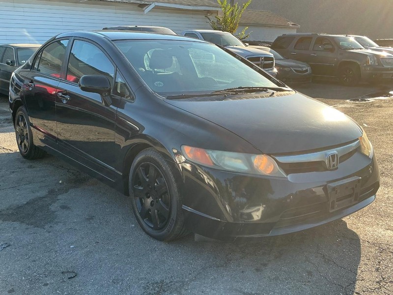 Honda Civic Sedan Vehicle Full-screen Gallery Image 04