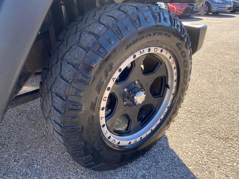 Jeep Wrangler Unlimited Vehicle Full-screen Gallery Image 19