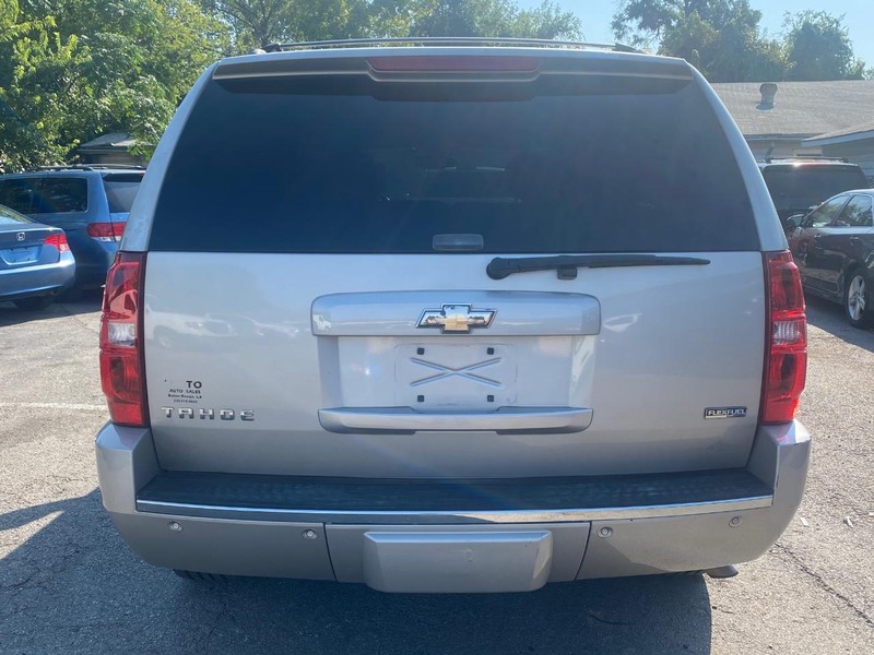 Chevrolet Tahoe Vehicle Full-screen Gallery Image 04