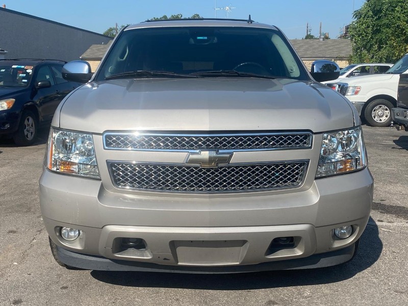 Chevrolet Tahoe Vehicle Full-screen Gallery Image 08