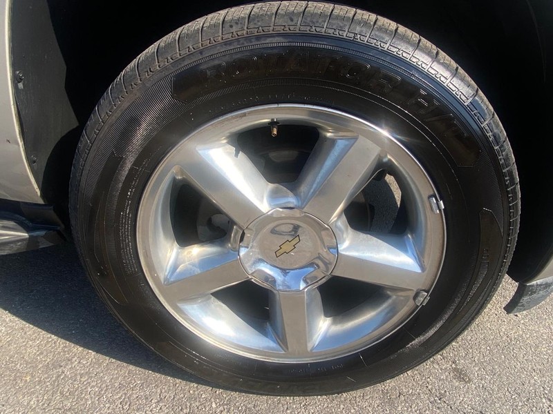 Chevrolet Tahoe Vehicle Full-screen Gallery Image 23